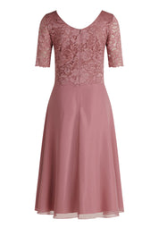 Cocktailkleid mit Spitzenstickerei