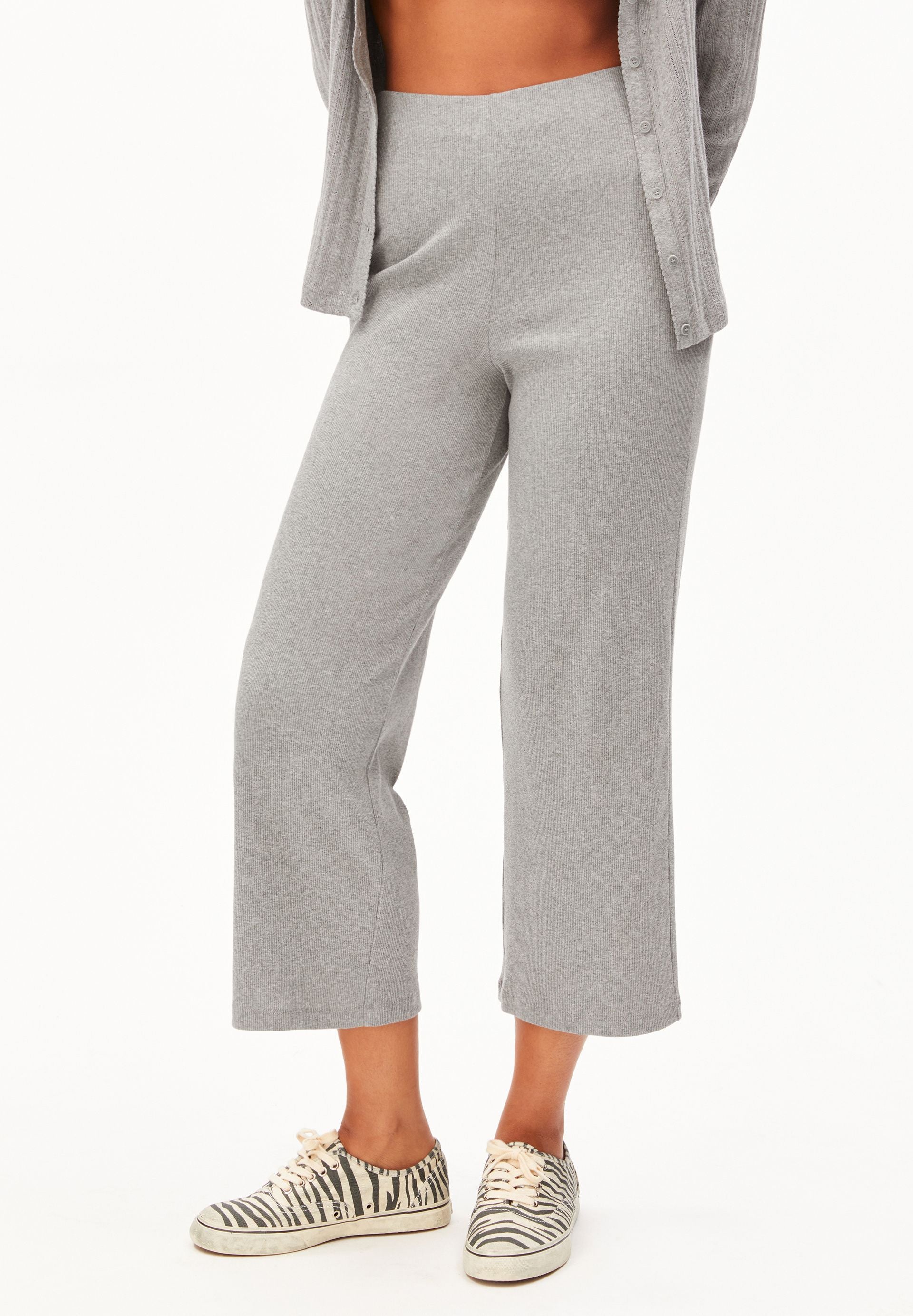 Joggpants NIANAA aus Rippstrick