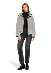 Übergangsjacke mit Kapuze