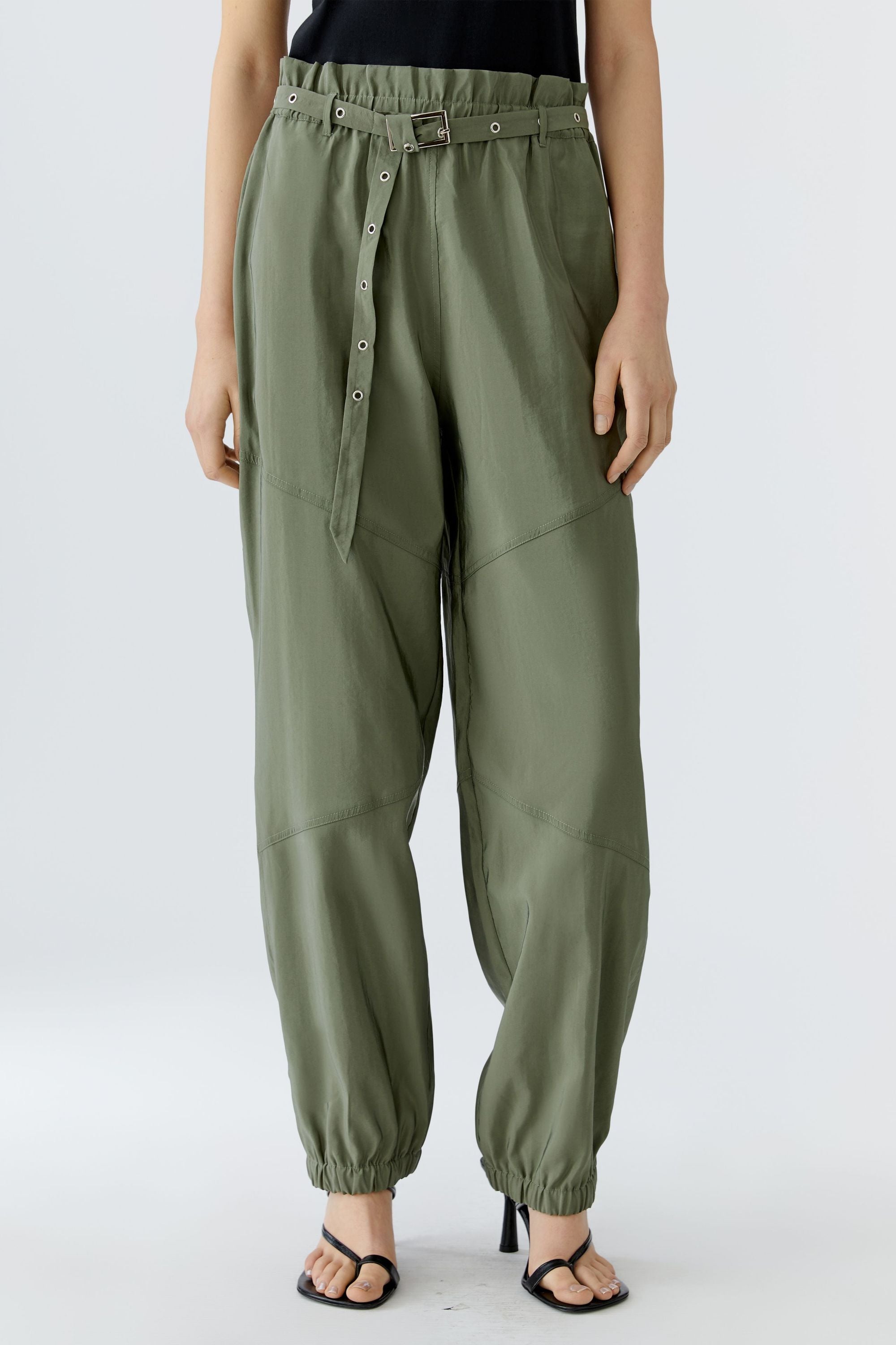 Stoffhose Relaxed Fit