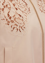 Blouson-Jacke mit Lochstick-Detail