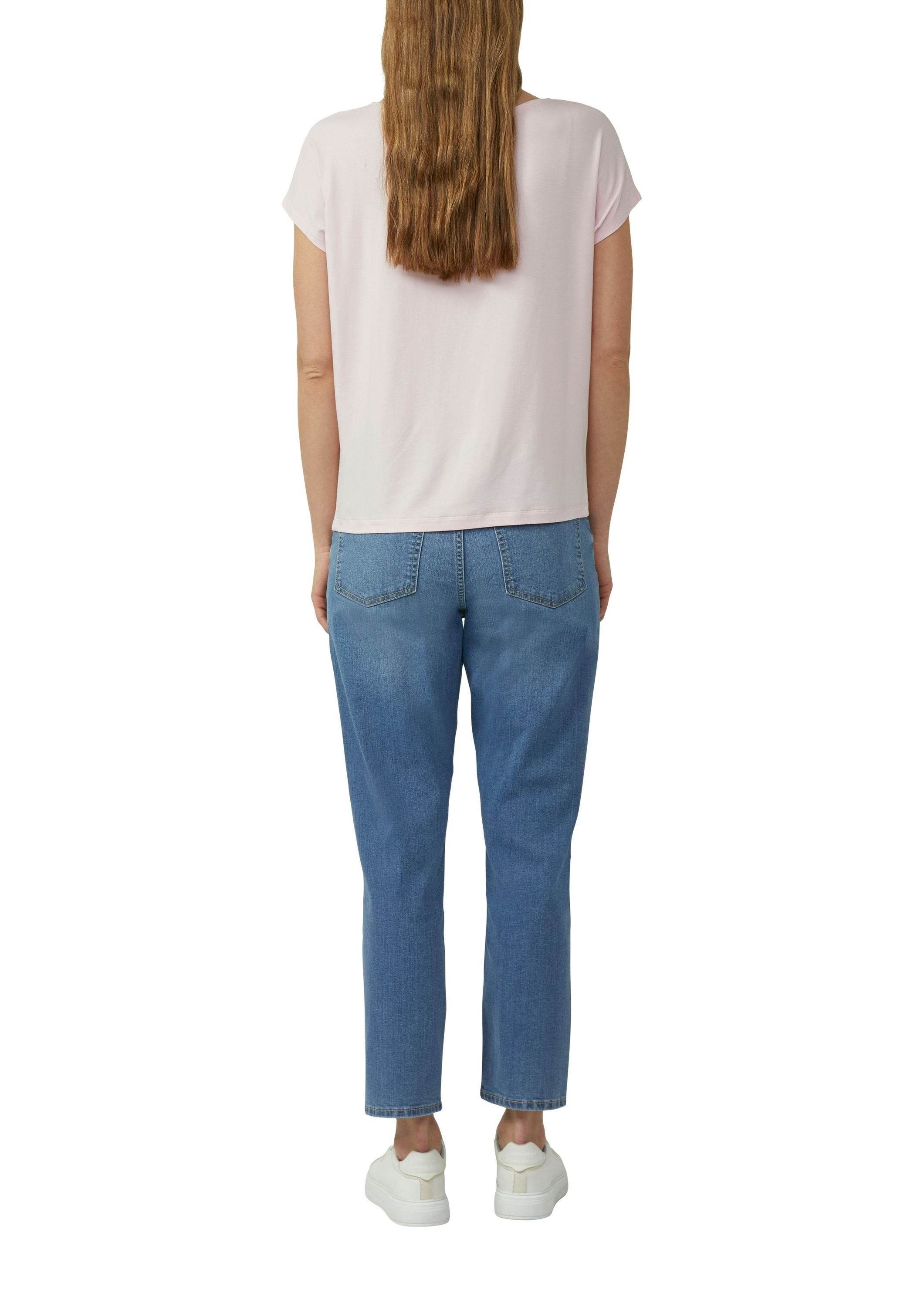 Jerseyshirt mit überschnittenen Schultern