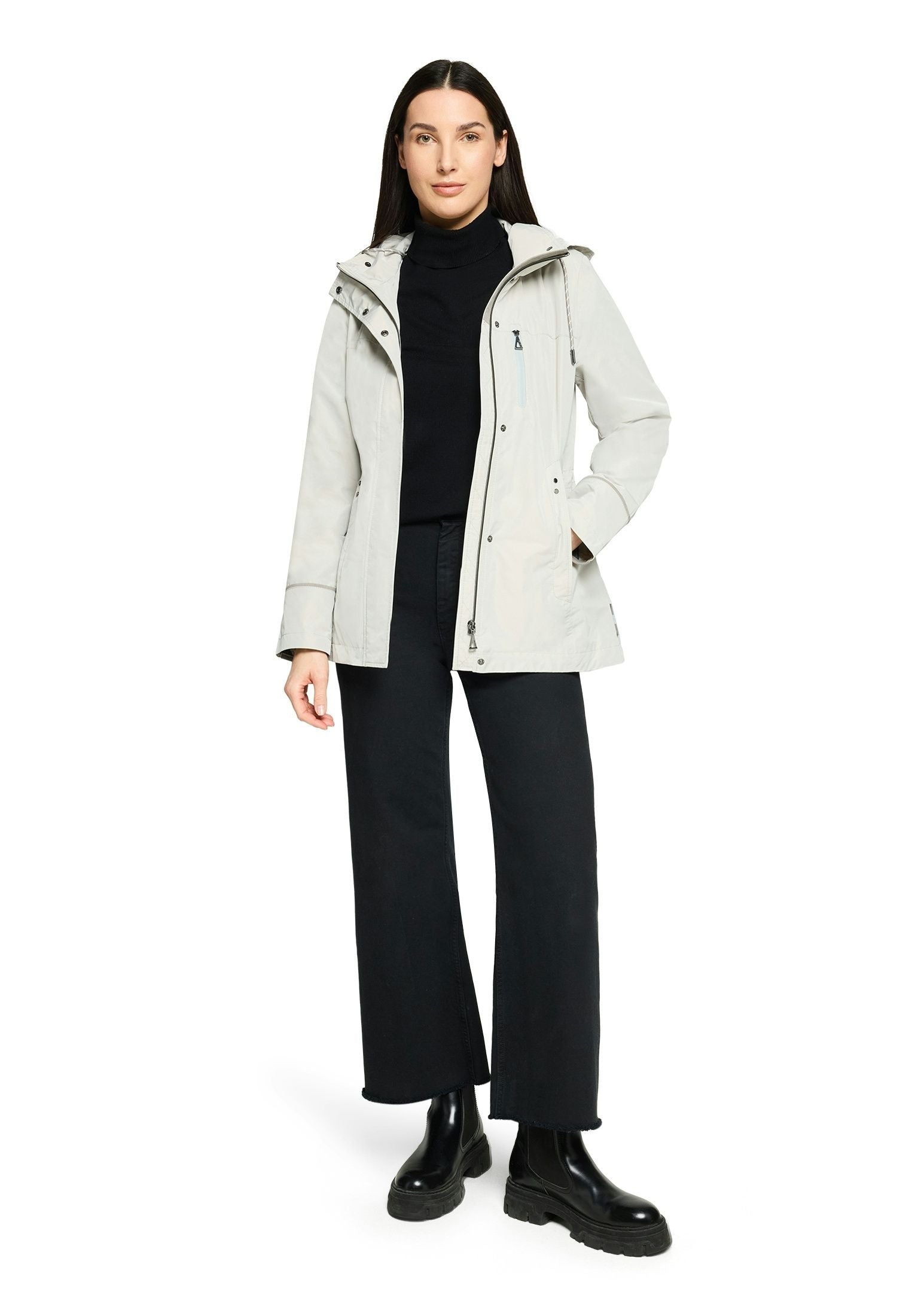 Übergangsjacke mit Kapuze