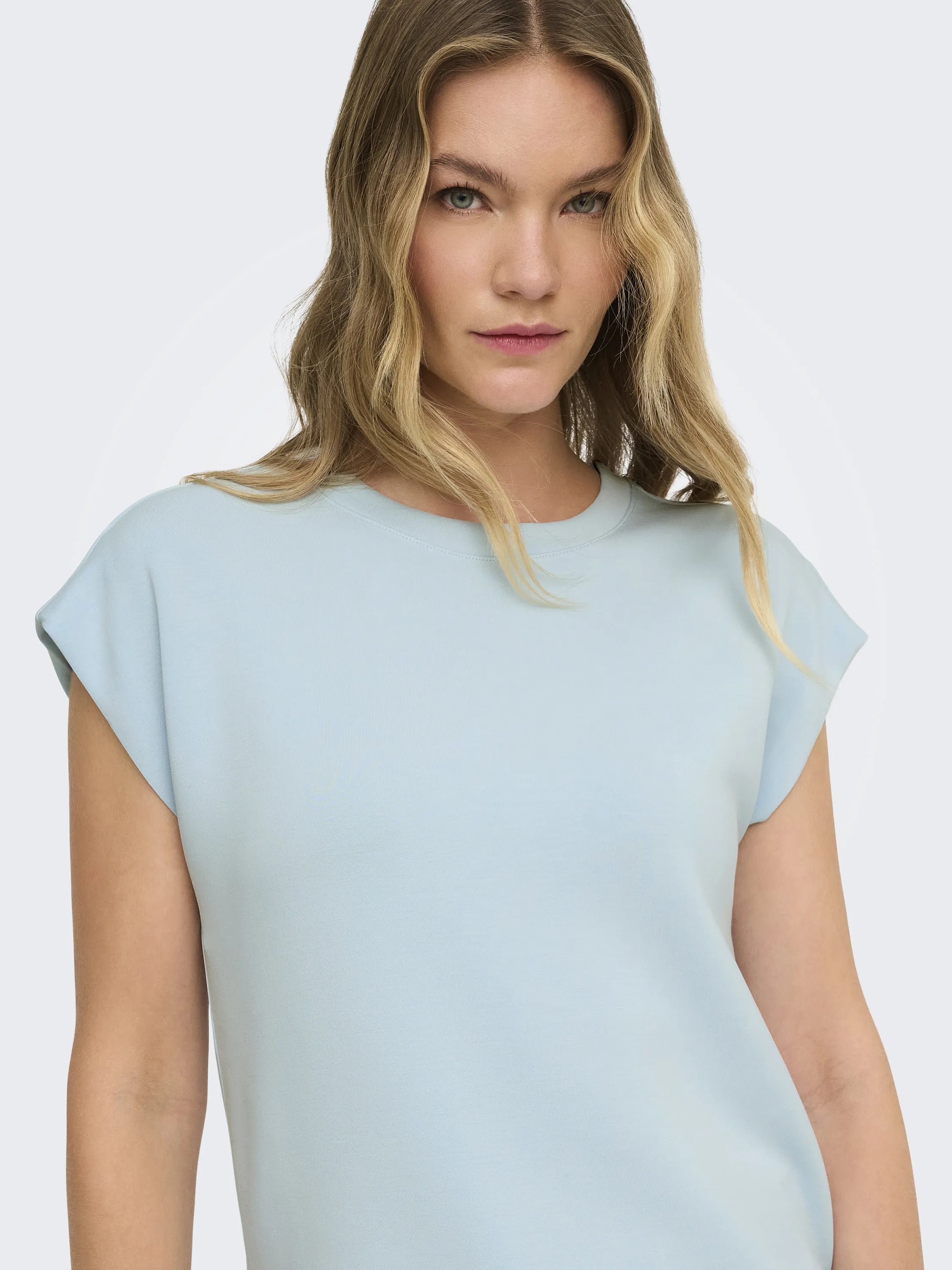 Top MAYA