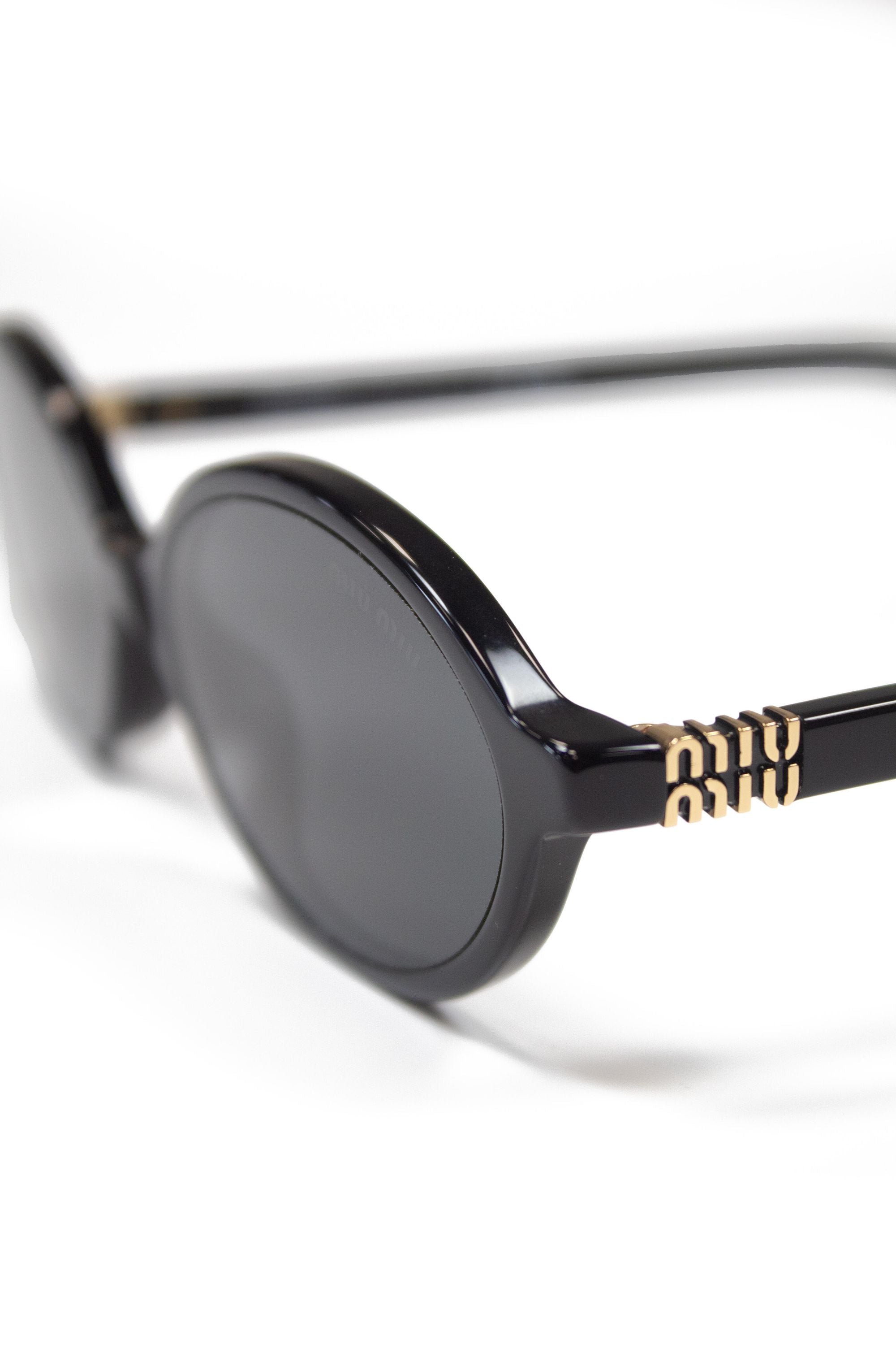 Sonnenbrille MU 04ZS 1AB5S0